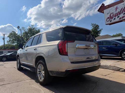 PEARL 2021 GMC Yukon SLT