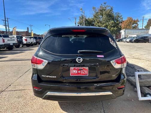 2014 Nissan Pathfinder S