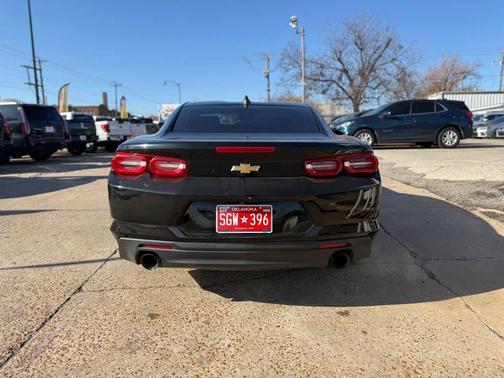 2019 Chevrolet Camaro 1LS