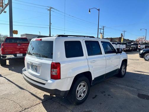 2014 Jeep Patriot Sport