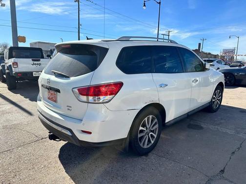 2013 Nissan Pathfinder SV