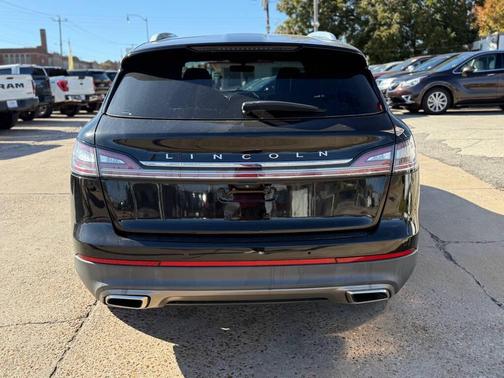 2019 Lincoln Nautilus Select