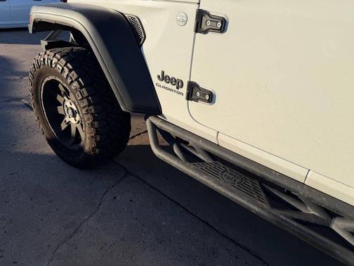 2020 Jeep Gladiator Sport S