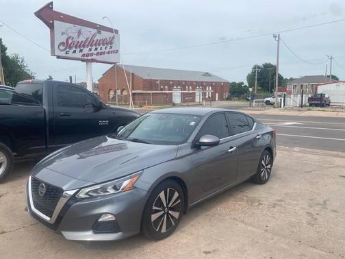 Gun Metallic 2022 Nissan Altima 2.5 SV