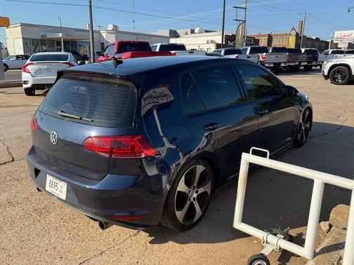 2015 Volkswagen Golf GTI 2.0T S 4-Door