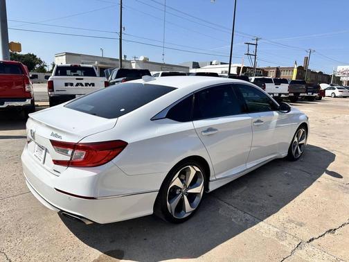 2018 Honda Accord Touring