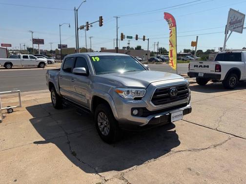 2019 Toyota Tacoma DOUBLE CAB