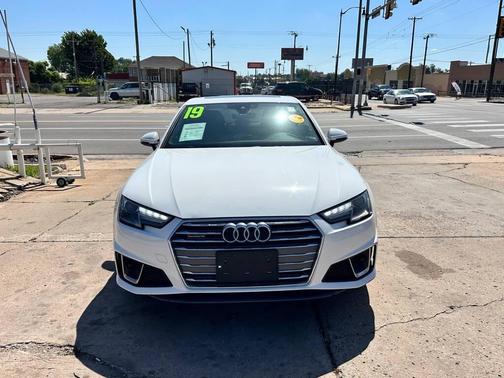 Ibis White 2019 Audi A4 45 Premium