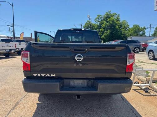 2017 Nissan Titan S