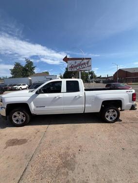 Summit White 2017 Chevrolet Silverado 1500 2LT