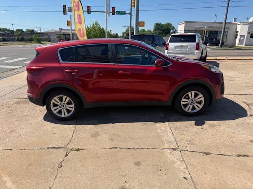 Hyper Red 2019 Kia Sportage LX