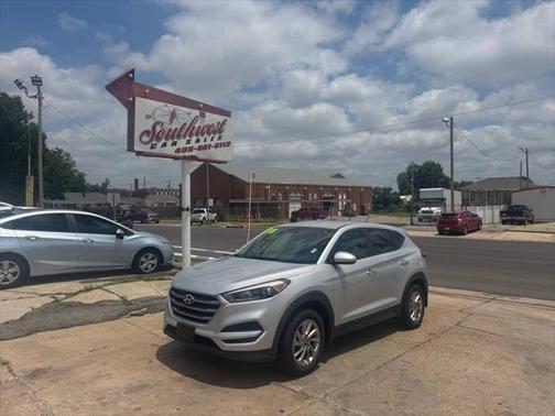 2018 Hyundai TUCSON SE