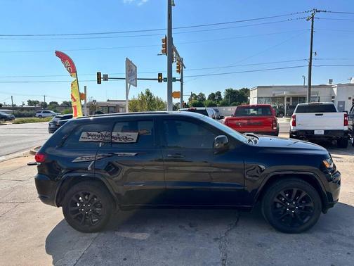 2019 Jeep Grand Cherokee Altitude