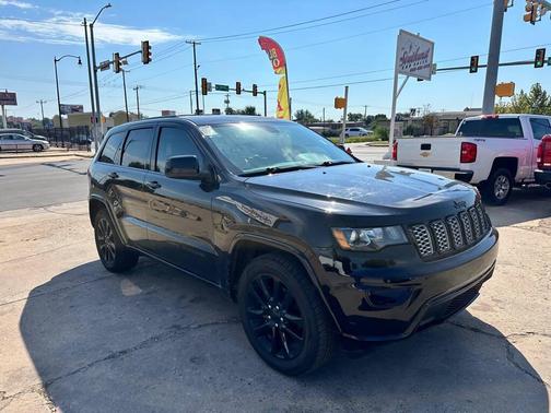 2019 Jeep Grand Cherokee Altitude