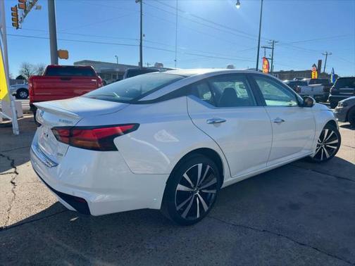 2021 Nissan Altima Platinum Intelligent AWD