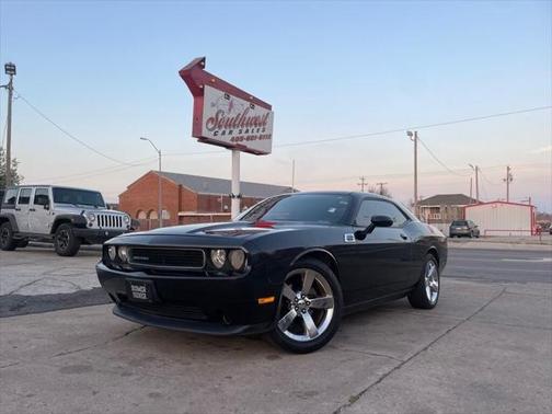 2011 Dodge Challenger Base