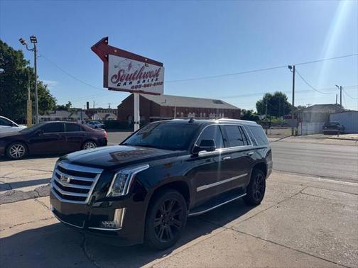 2018 Cadillac Escalade Luxury