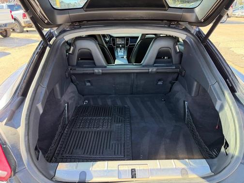 2014 Porsche Panamera 4