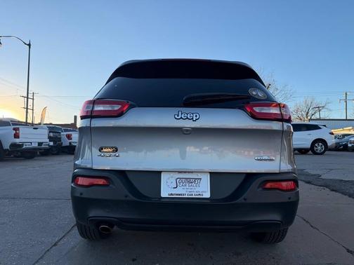 2016 Jeep Cherokee Latitude