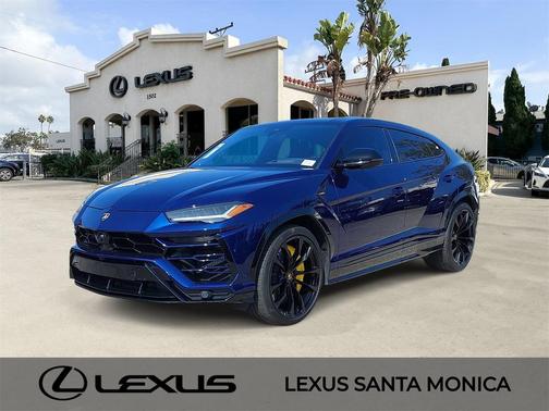 2021 Lamborghini Urus Base