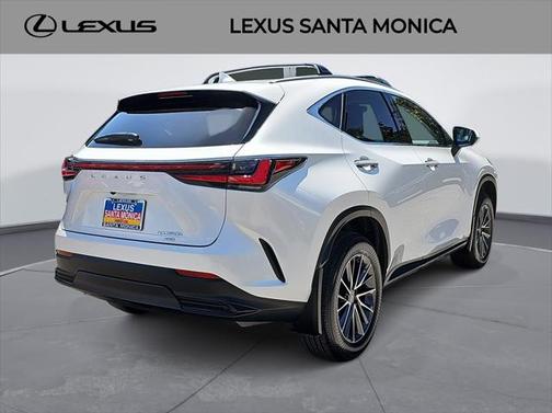 2025 Lexus NX 350h Premium