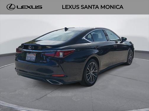 2023 Lexus ES 350 Base