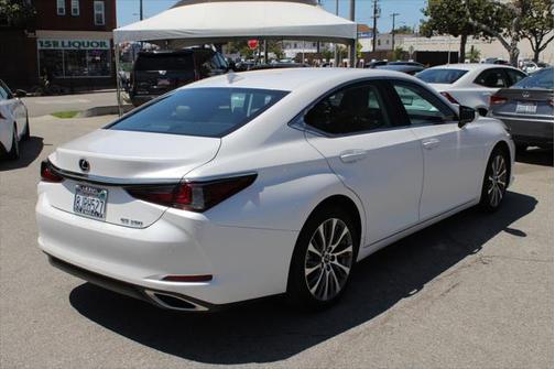 2019 Lexus ES 350 Base