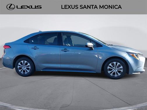 2022 Toyota Corolla Hybrid LE