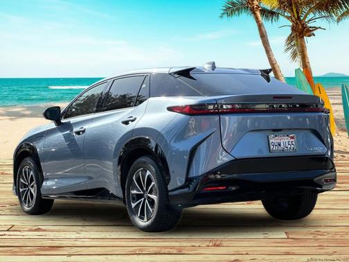 2023 Lexus RZ 450e Premium