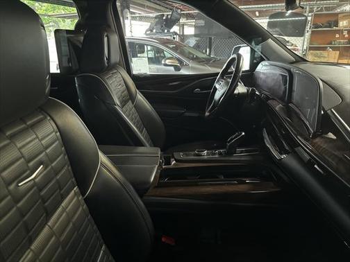 2021 Cadillac Escalade ESV Sport Platinum