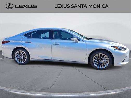 2025 Lexus ES 300h Luxury