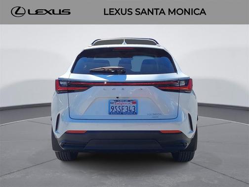 2025 Lexus NX 350h Premium