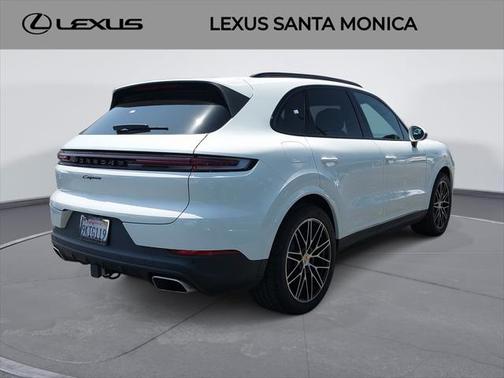 2024 Porsche Cayenne Base