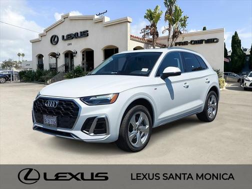 2022 Audi Q5 45 S line Premium Plus