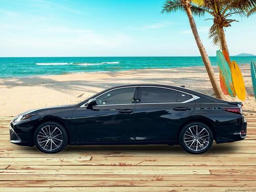 2023 Lexus ES 300h Base
