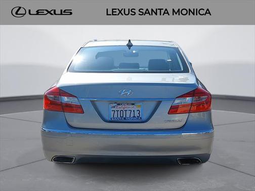 2013 Hyundai Genesis 3.8