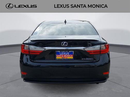2016 Lexus ES 300h Base