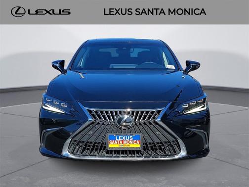 2023 Lexus ES 300h Luxury