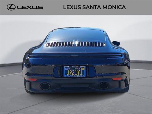 2024 Porsche 911 Carrera 4 GTS
