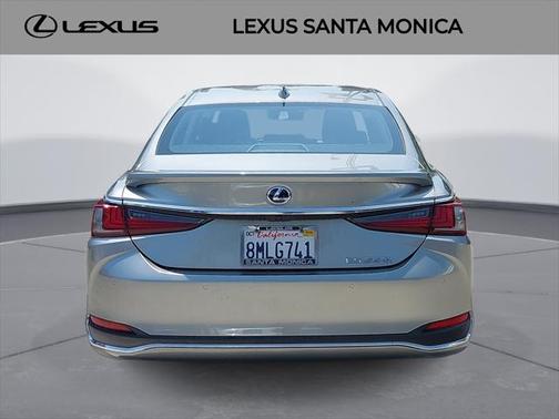 2020 Lexus ES 300h Base