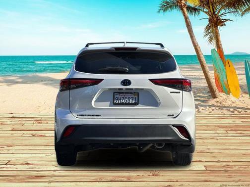 2023 Toyota Highlander Hybrid XLE