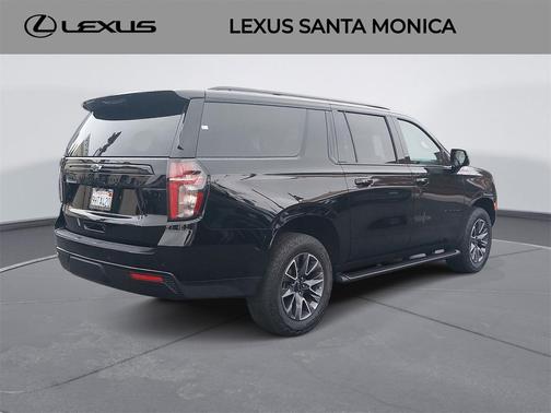 2023 Chevrolet Suburban 4WD Z71