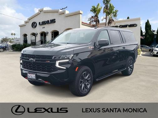 2023 Chevrolet Suburban 4WD Z71