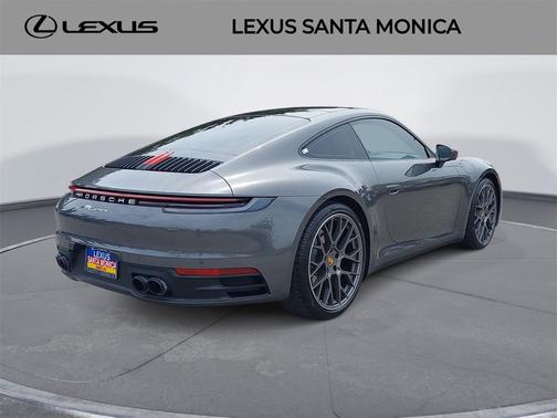 2021 Porsche 911 Carrera