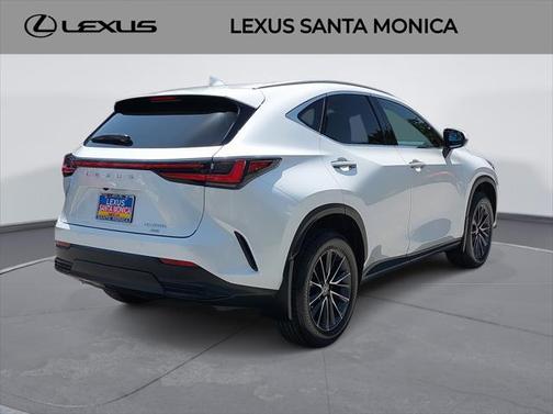 2022 Lexus NX 350h Premium