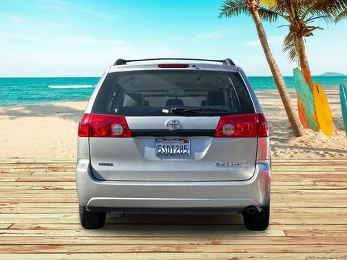 2006 Toyota Sienna LE
