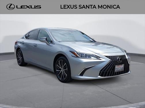 2025 Lexus ES 300h Base