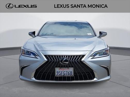 2025 Lexus ES 300h Base