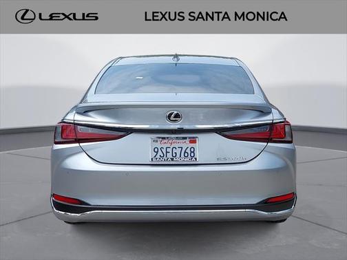 2025 Lexus ES 300h Base