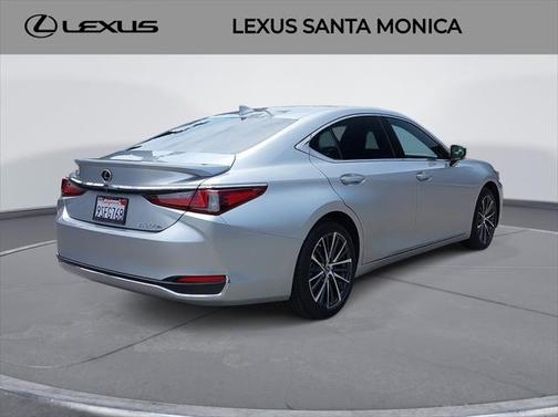 2025 Lexus ES 300h Base